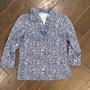 J. McLaughlin Navy and Cream Patterned Blouse